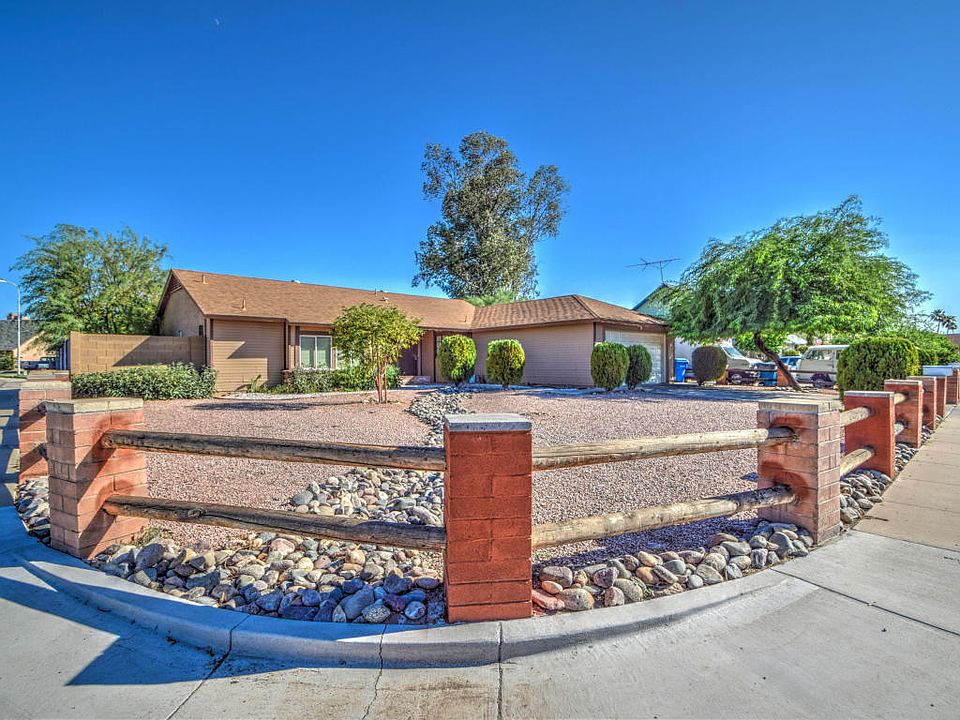 1st image of 8025 W Mackenzie Dr