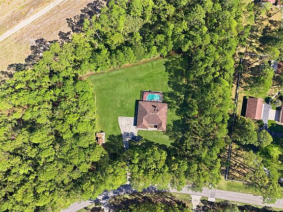 3rd image of 10 Remington Rd