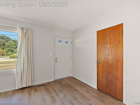 5th image of 14048 Belsay Rd