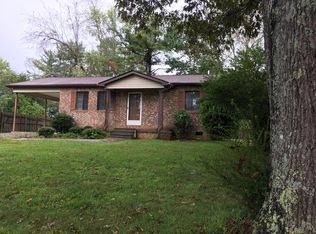 2723 Willow Rd, Hendersonville, NC 28739