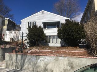 111 Arnold St, Revere, MA 02151