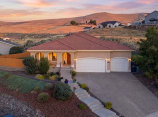 215 SW Mariposa Ct, Prosser, WA 99350