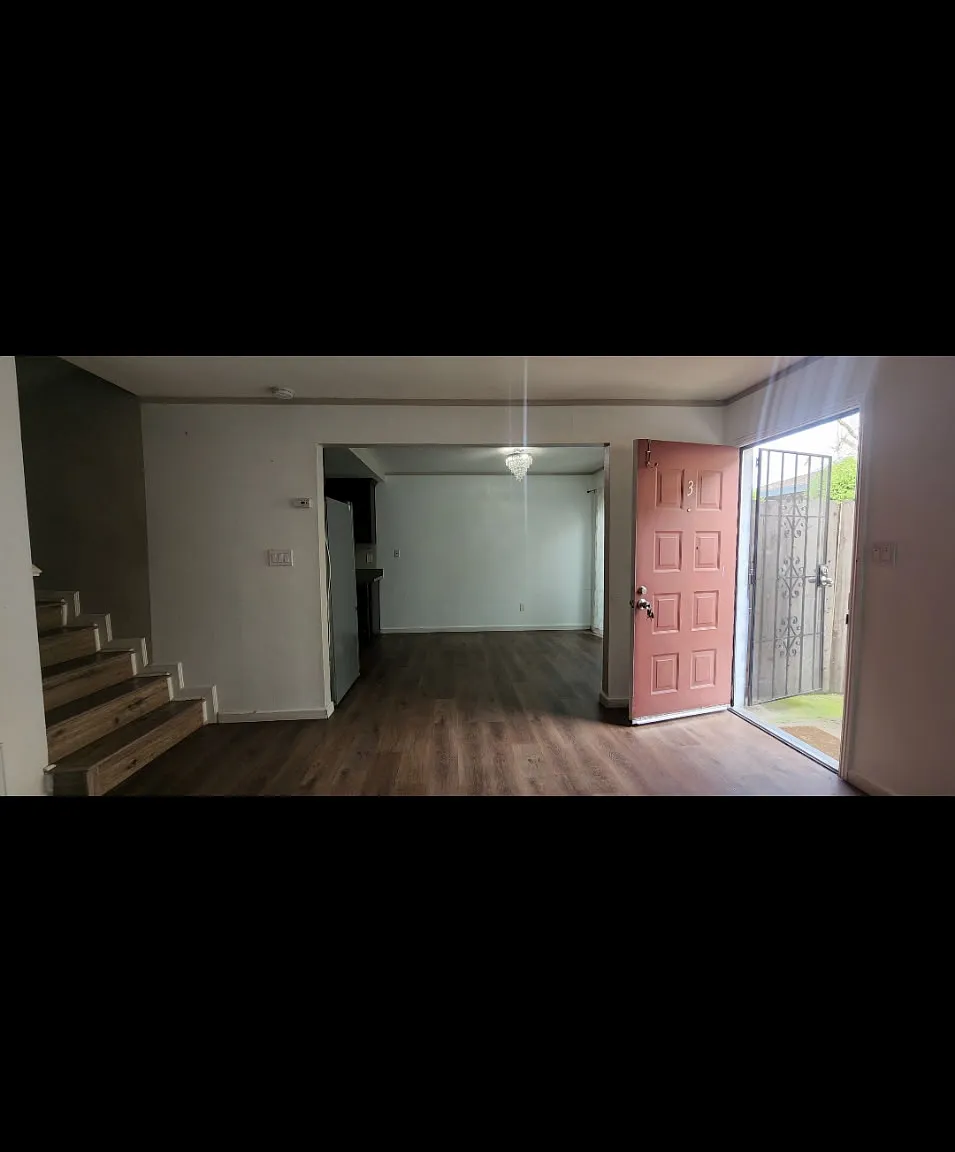 3 bed, 1187 sqft, $2,295 — Photo 1