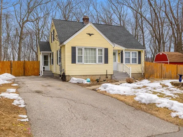 21 Idlewood Dr, Auburn, MA 01501