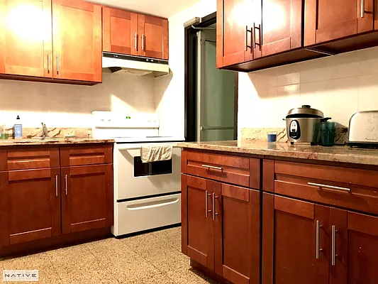 Rented by Native Real Estate LLC | media 10