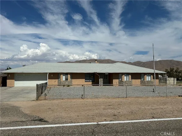 7515 Peach Ave, Hesperia, CA 92345