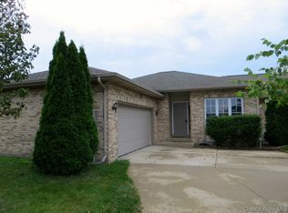 2919 Meadowbrook #1, Springfield, IL 62711