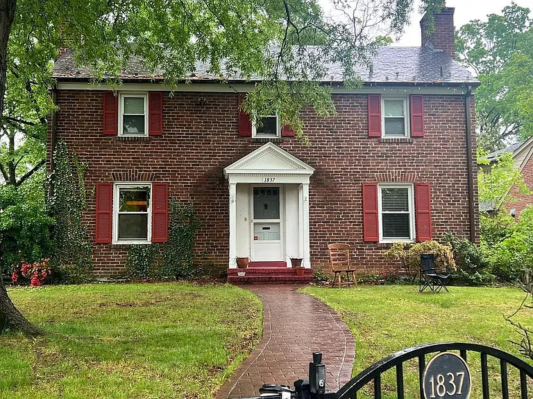 1837 N Hartford St — Photo 1