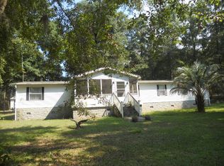 111 Satawen Rd, Eutawville, SC 29048