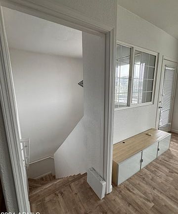 5th image of 430 W 1st St Unit 104