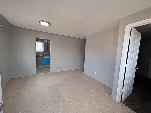 1310 N Moline St — Photo 7
