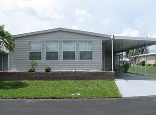555 Plaza Del Sol, N Ft Myers, FL 33917