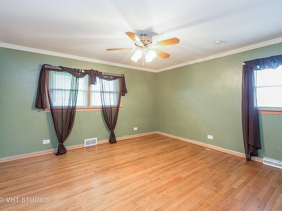 3rd image of 1369 Indian Hill Dr