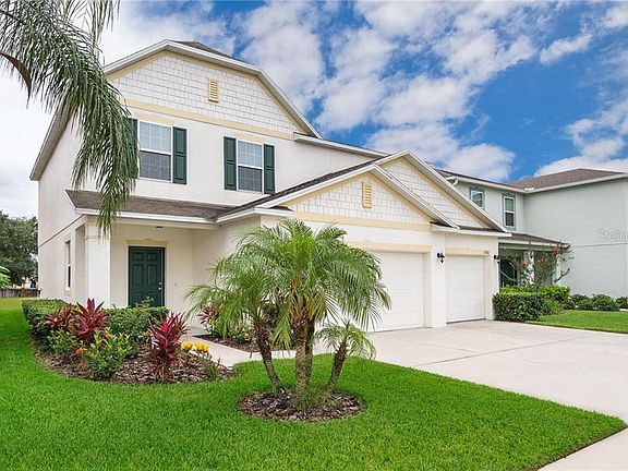 2nd image of 8740 Isla Bella Dr