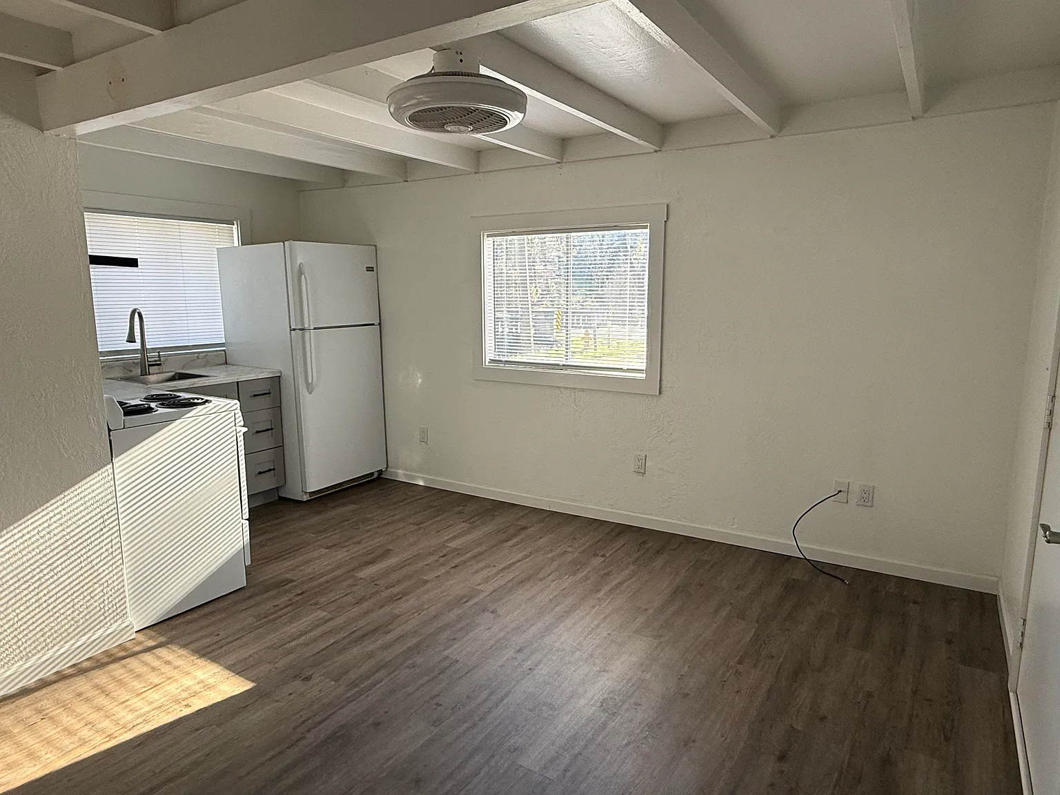1 bed, 550 sqft, $1,150 — Photo 4