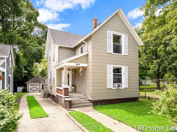 900 Fountain St NE, Grand Rapids, MI 49503
