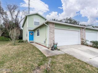 12008 Meadowview Dr S, Jacksonville, FL 32225