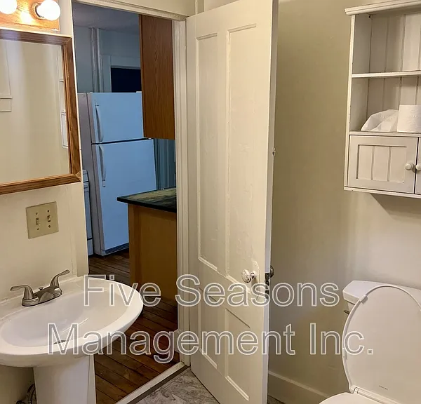 18-20 Hayward St #1 — Photo 14