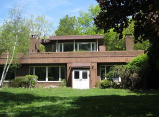 1666 Laurel Run Rd, Bear Creek Township, PA 18702