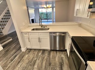 713 Woodside Ln E Unit 5, Sacramento, CA 95825