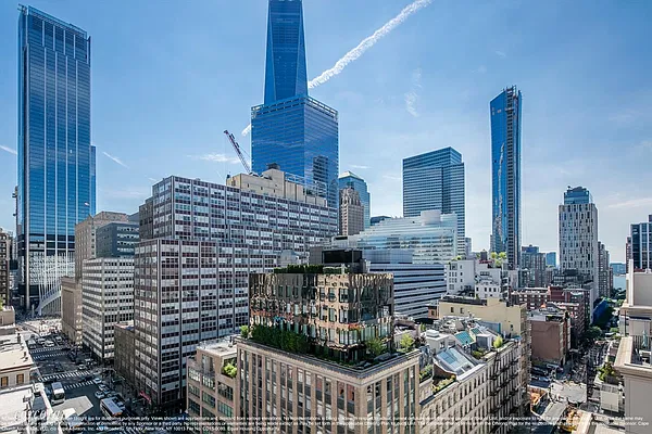 Sold by Corcoran | media 14