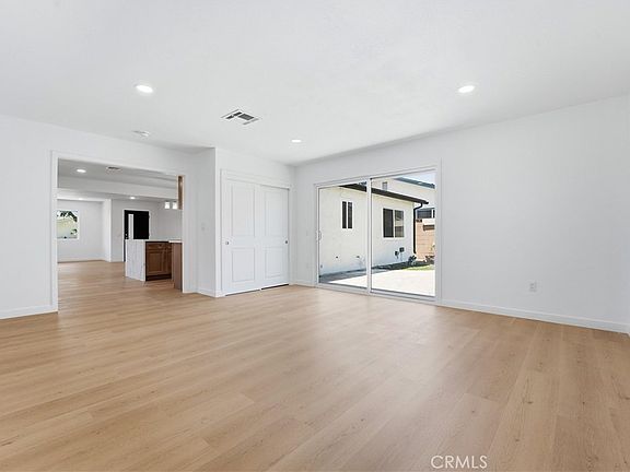 5th image of 13027 Close St