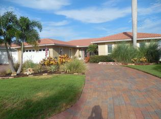 3916 99th St W, Bradenton, FL 34210