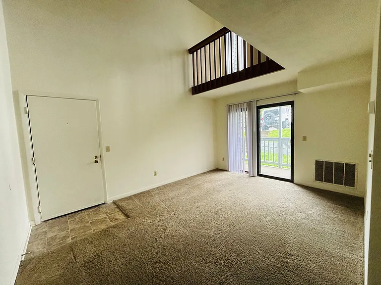 503A Sunridge Dr — Photo 5