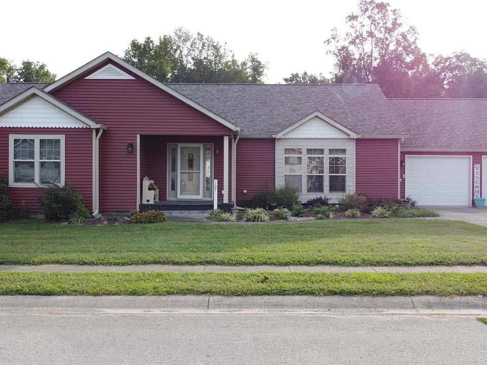 1st image of 107 Poplar St