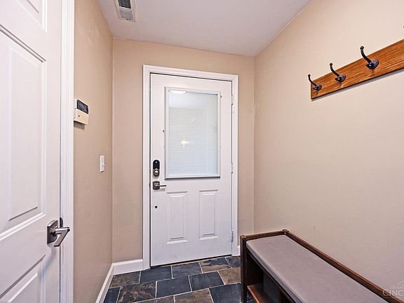 5th image of 3322 Walworth Ave