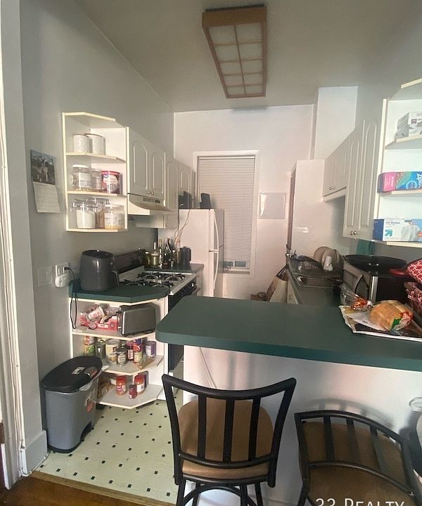 1st image of 753 W Schubert Ave APT 2
