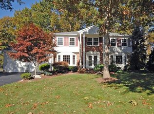 30 Apache Dr, Manalapan, NJ 07726