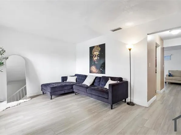 2759 NW 198th Ter, Miami Gardens, FL 33056