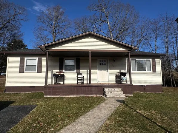 263 Bolton, Crab Orchard, WV 25827