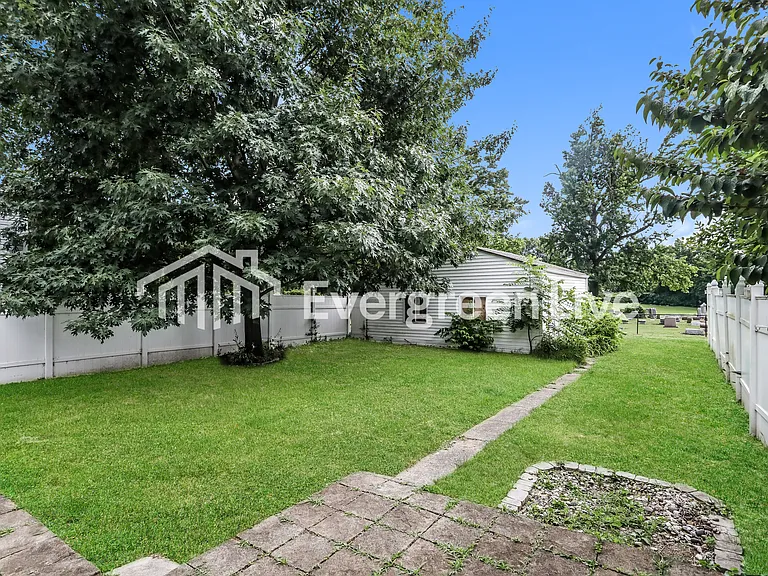 7612 Elizabeth St — Photo 14