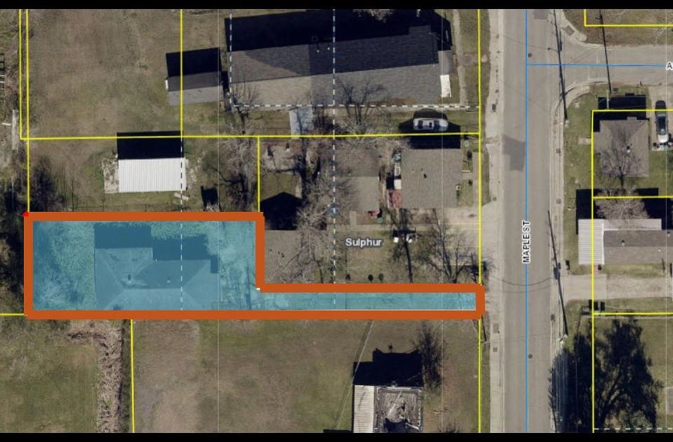 1st image of 511 Maple St