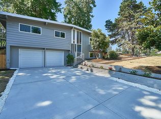 15907 SE 9th St, Bellevue, WA 98008