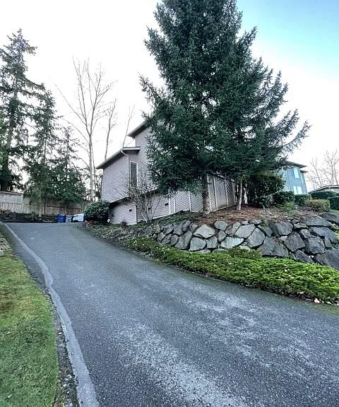 16427 SE 39th Pl — Photo 22