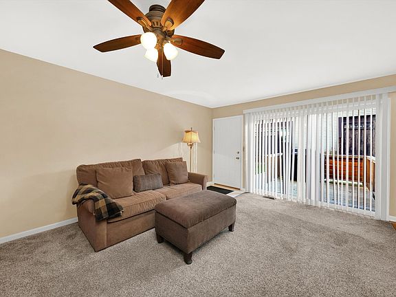 5th image of 8239 Portsmouth Dr Unit B
