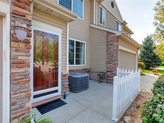 2nd image of 559 Villa Ct