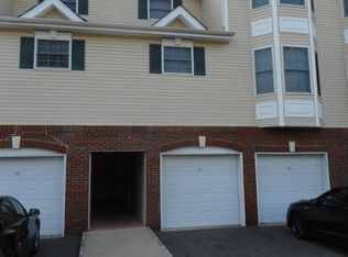 30-05 Federal Hill Rd, Pompton Lakes, NJ 07442