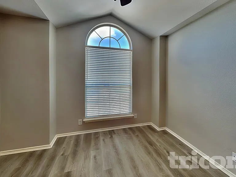 9622 Discovery Dr — Photo 19