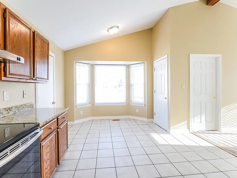 1202 Liberty Xing — Photo 10