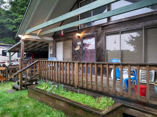12254 NE Benton St, Newport, OR 97365