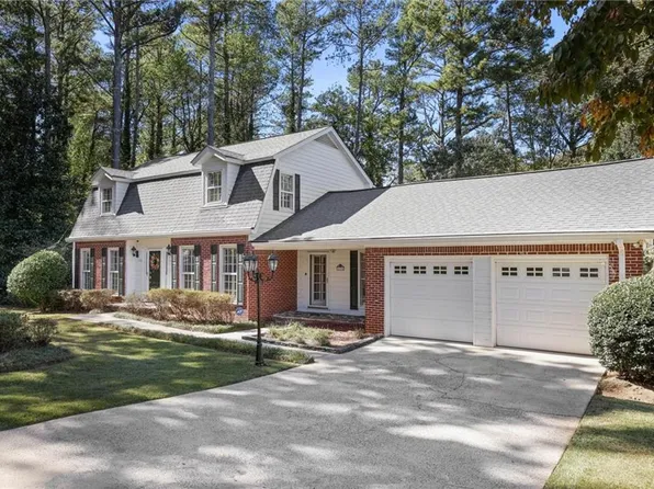 626 Cheatham Dr SW, Marietta, GA 30064