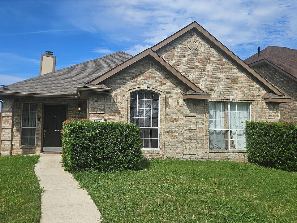 1st image of 1834 Cool Springs Dr