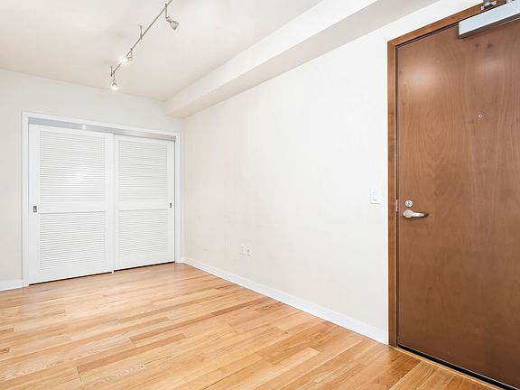 5th image of 199 New Montgomery St Unit 1106