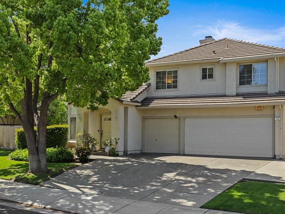 4th image of 710 Larkspur Dr