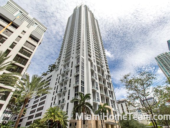 2nd image of 1060 Brickell Ave APT 1403
