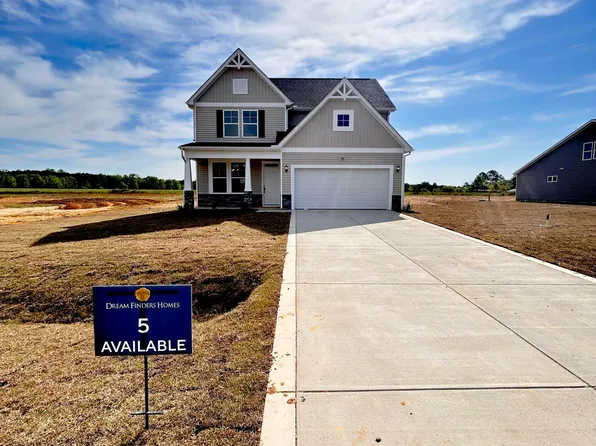 102 Maverick Ln, Dunn, NC 28334